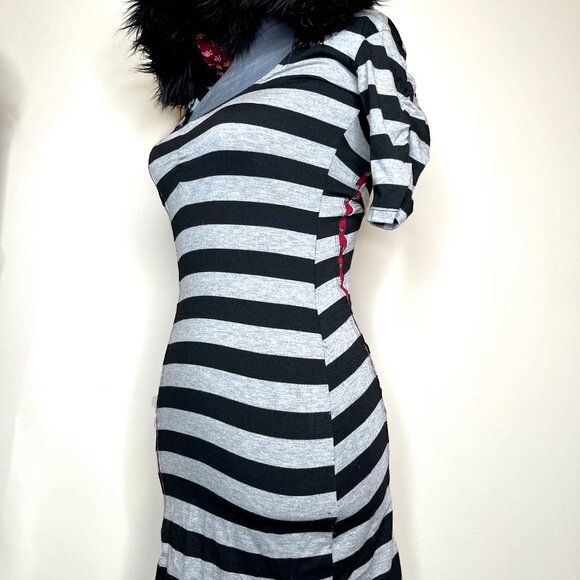 Shrinkle Fur Skull Hoodie Dress Small Black Gray Striped Studded y2k Punk Goth - Picture 8 of 14